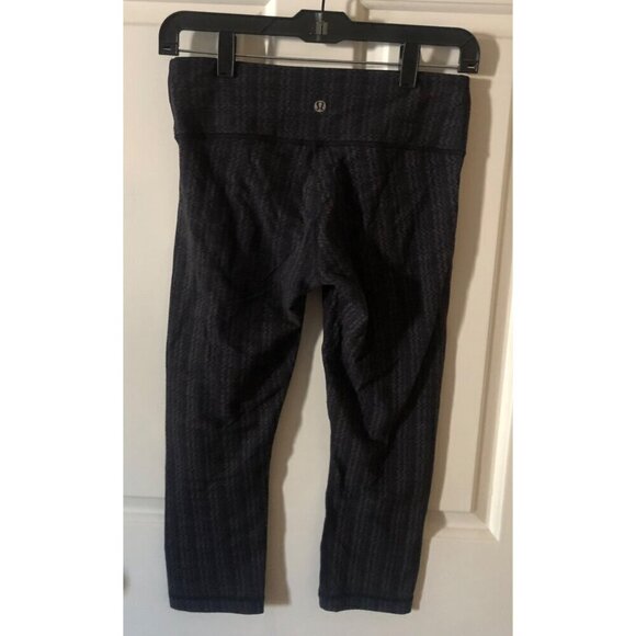 Women's Lululemon Wunder Under Ziggy Wee September Black / Gray Crop Leggings - Picture 3 of 11